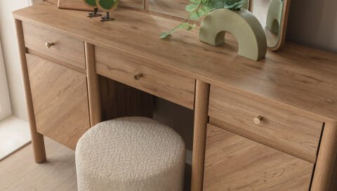 Mona Genç Odası Takımı